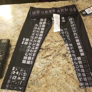 Heat gear printed capri leggings